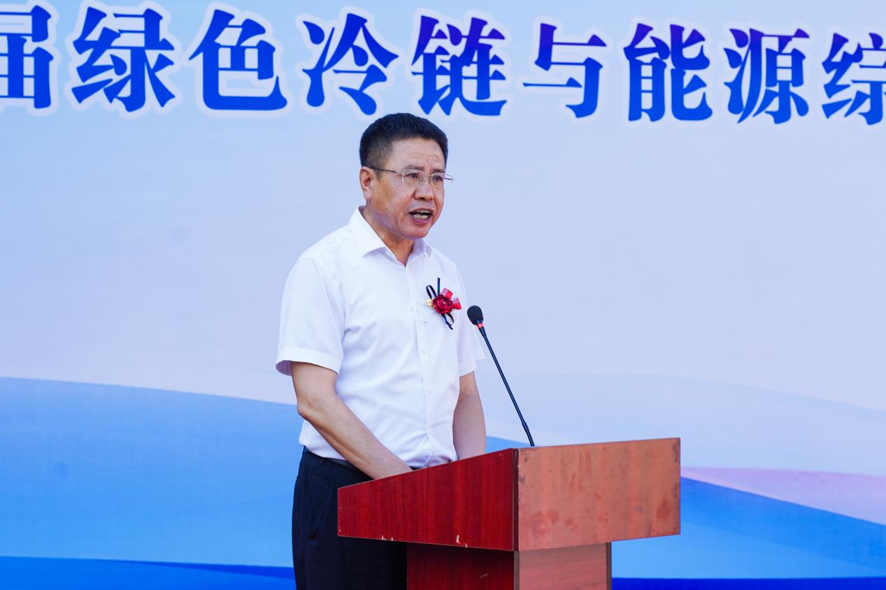 王勇和王鑫共同为我校山东省高等学校农产